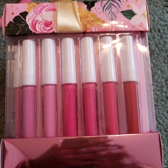 NWOT-LAST1$6w/purchase$10+ 15 Pink Lip Glosses! - Picture 6 of 6